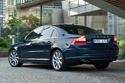 Volvo S80 V8