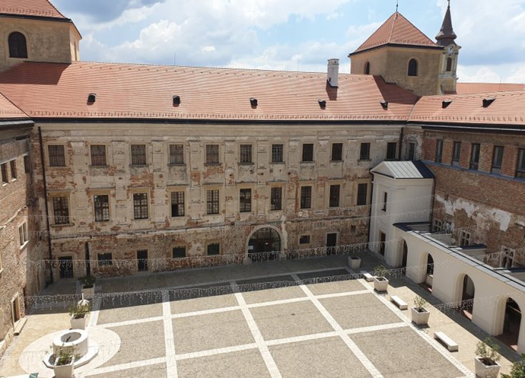 Thury-vár tere