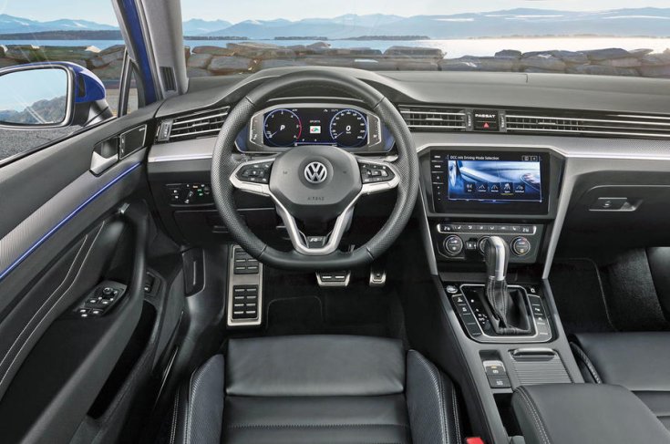 VW Passat utastér