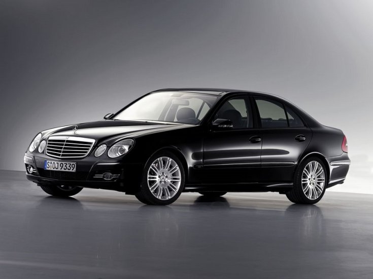 Mercedes W211