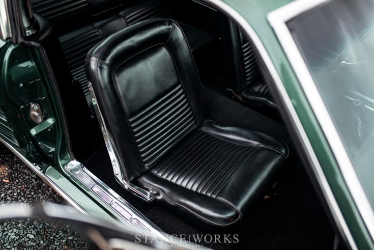 Yves Decan Ford Mustang resto-mod féklámpája