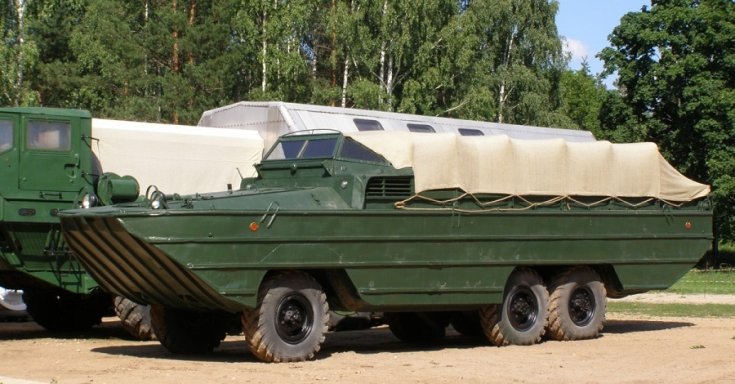 ZISZ ZIL BAC 485, sötét zöld, oldalnézet, jobbról