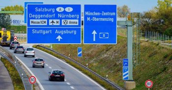 Németország autópálya táblák