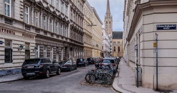 2040-re kitilthatják Bécsből a belső égésű motoros autókat