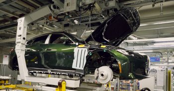 A debreceni BMW gyár kizárólag zöld energiával fog működni