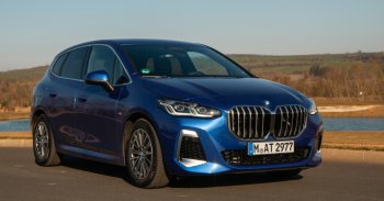 Praktikum, prémium csomagolásban: BMW 2 Active Tourer - Menetpróba