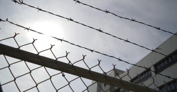 Börtönt kért az ügyészség a szembe sávban ámokfutó sofőrre - VIDEÓ