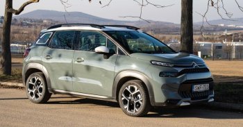 Megtanultam franciául vezetni: Citroën C3 Aircross 1.2 PureTech 110 2022 - Teszt