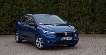 Több, mint közlekedőedény: Dacia Sandero TCe 90 2021 - Teszt és videó
