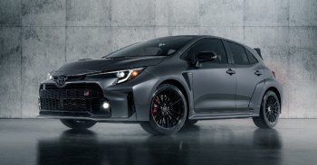 Lehullt a lepel a 300 lóerős Toyota GR Corolláról
