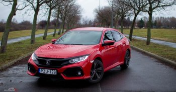 Családos konfig: Honda Civic 1.6 i-DTEC 9AT (2018) – Teszt
