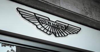 Lehullt a lepel az Aston Martin idei F1-es autójáról