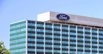 Komoly villanyosításba kezd a Ford Európában