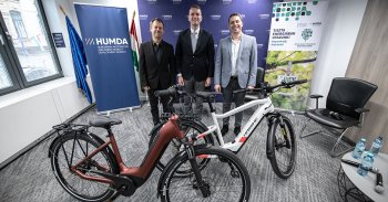 Tízezer elektromos kerékpárra lehet támogatást igényelni idén