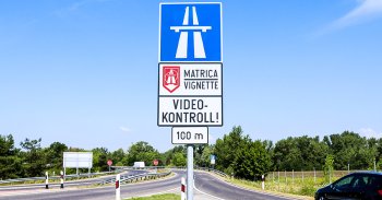 Autópályamatrica-lekérdezés rendszám alapján