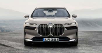 A BMW-vesék története: így jutottak el a sokak által gyűlölt mérethez a bajor hűtőmaszkok