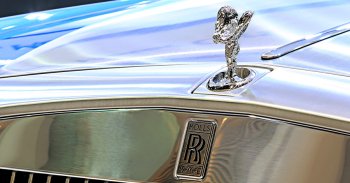 Minden jelenlegi Rolls-Royce modell elektromossá válik 2030-ig