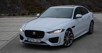 Cáfolta a Jaguar a pletykát, miszerint végleg beszünteti két modelljének gyártását