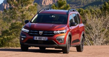 Nem a jávorszarvas-teszten mutatottak miatt kapkodnak majd a Dacia Jogger után - VIDEÓ