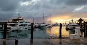 Kamukikötő kamuvízzel, így várja az F1 mezőnyét Miami