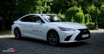 Japán elegancia, amerikai bőrben– Lexus ES 300h (2019) – Teszt + Videó
