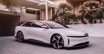 Ekkor érkezhetnek az első Lucid Air szedánok Európába