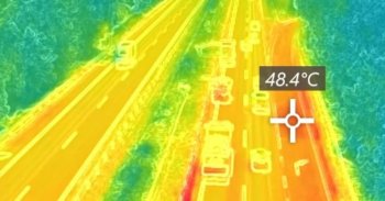 50 fok körüli aszfalthőmérsékletet mértek az M7-es autópályán

