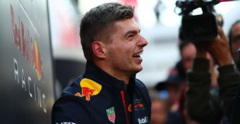 F1: A Red Bull mesés fizetéssel kötné magához Verstappent