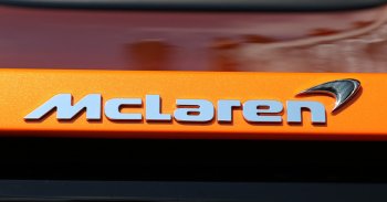 Tisztán elektromos crossovert készít a McLaren?