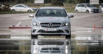Remek lehetőséget kínál a friss jogsisoknak a drivingcamp