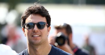 F1: Szerződést hosszabbított Perezzel a Red Bull