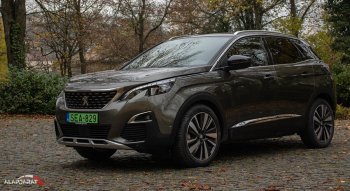 Közelebb a valósághoz: Peugeot 3008 Hybrid4 2020 – Teszt és Videó

