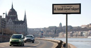 Diszkriminatívnak tartja a pesti rakpart autómentesítését a Magyar Autóklub
