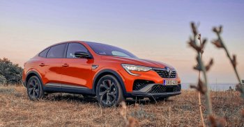 A francia divatkrumpli: Renault Arkana TCe 140 2021 – Teszt és&nbsp;videó