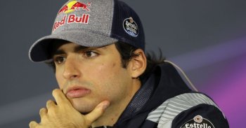 Kvízjáték: 7 kérdés az F1-es világbajnoki címre esélyes Carlos Sainz kapcsán!