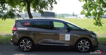 Renault Grand Scenic 1.3 TCe - Teszt
