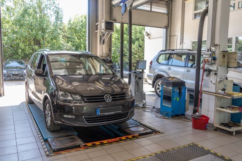 Ma lejár a vizsgamoratórium, ezekkel a hibákkal bukhat meg az autód a műszakin