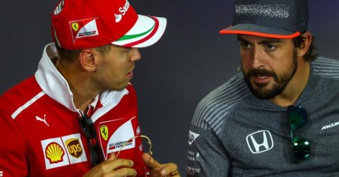 F1: Alonso üzent a Ferraritól távozó Vettelnek
