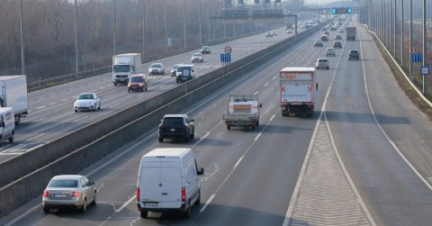 Rekordszámú autópálya-matricát vásároltak elővételben