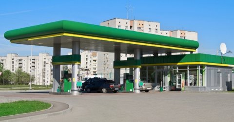 Pert indítanak a magyar állammal szemben az árstop miatt szenvedő kutasok