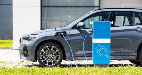 Egyre kelendőbbek a plug-in modellek az európai újautó-piacon