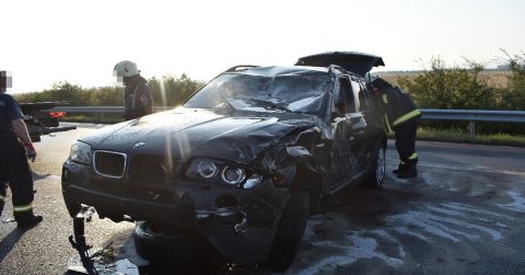 Bedrogozott sofőr balesetezett az M3-as autópályán
