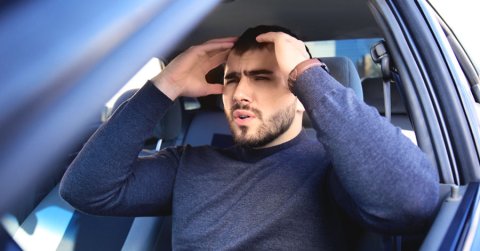 Mazsolák az utakon: mi számít indokolatlanul lassú haladásnak?