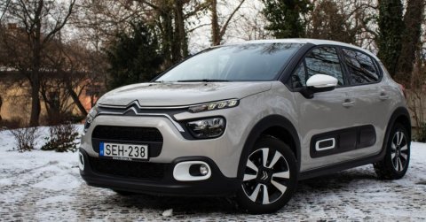 Keveset kér, de legalább nem megy! - Citroën C3 1.2 2021 - Teszt
