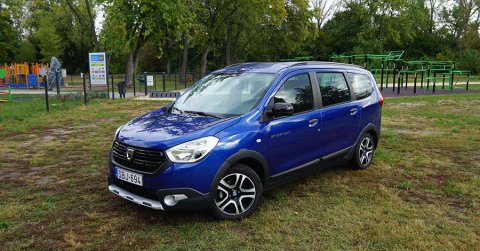 Gyerekek mellé krumplit: Dacia Lodgy TCe 130 2020 – Teszt
