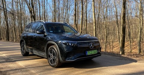 Az első kecskeméti villanyos: Mercedes-Benz EQB 300 - Menetpróba