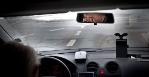 Komoly aggályok merültek fel a sofőrök éberségét figyelő rendszerekkel kapcsolatban