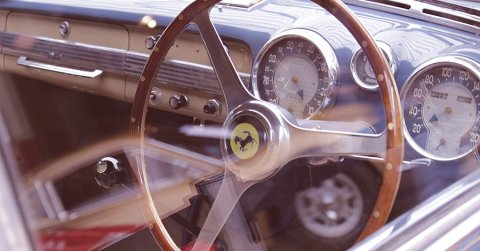 Képeken a közel 500 lóerős Ferrari 250 GT SWB restomod