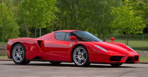 Eladó egy&nbsp;limitált kiadású Ferrari Enzo
