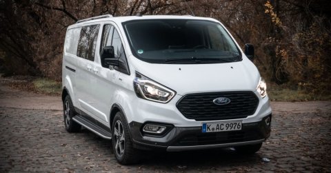 Hibrid haszongépjárművek hajnalán: Ford Transit Custom Active mHEV 2020 - Teszt
